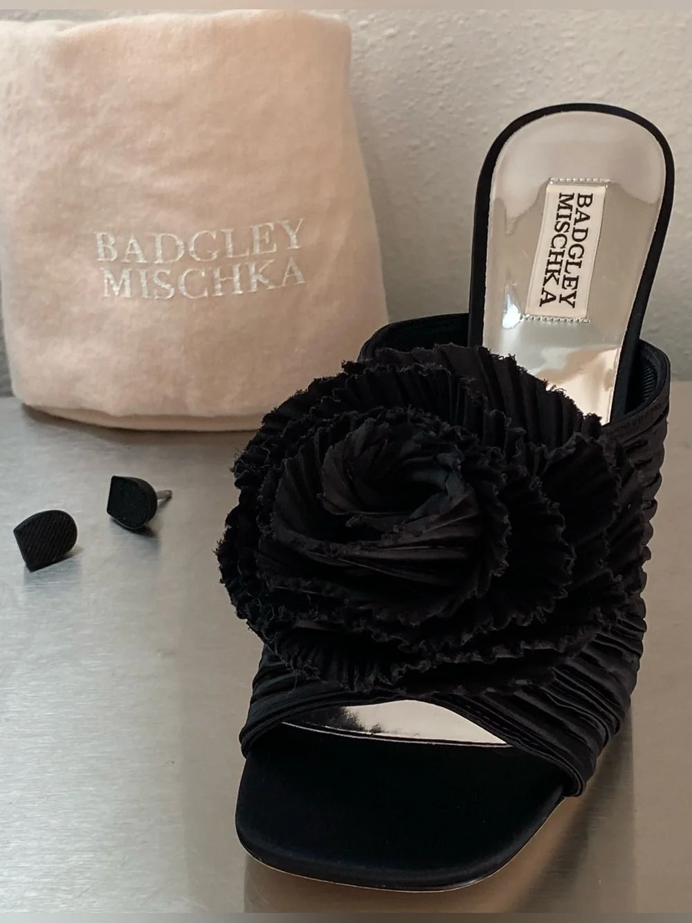 Badgley Mischka new chic